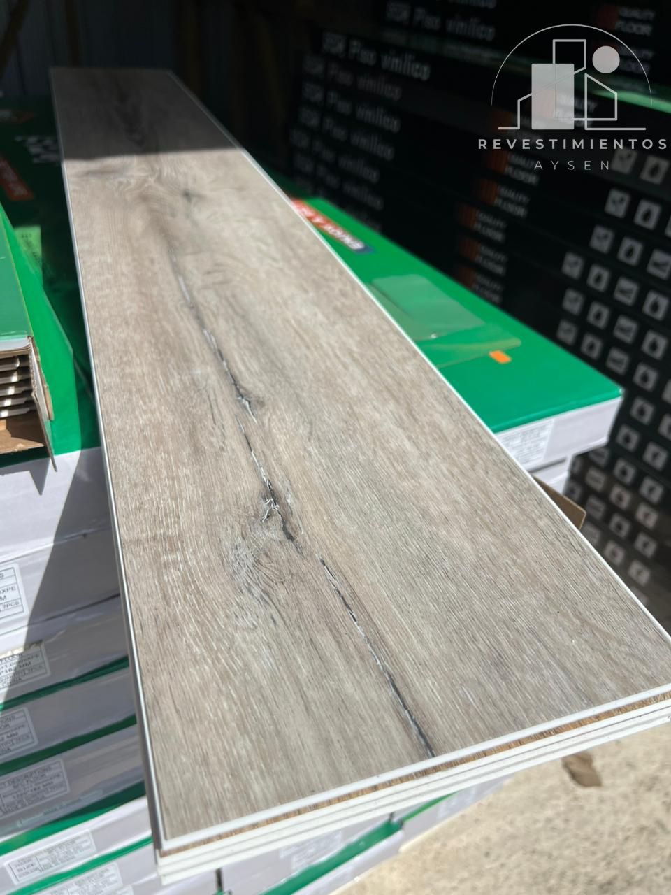 Piso Vinílico SPC 7.5 mm de ALTO TRÁFICO — ¡Renueva tus espacios con estilo, resistencia y durabilidad!